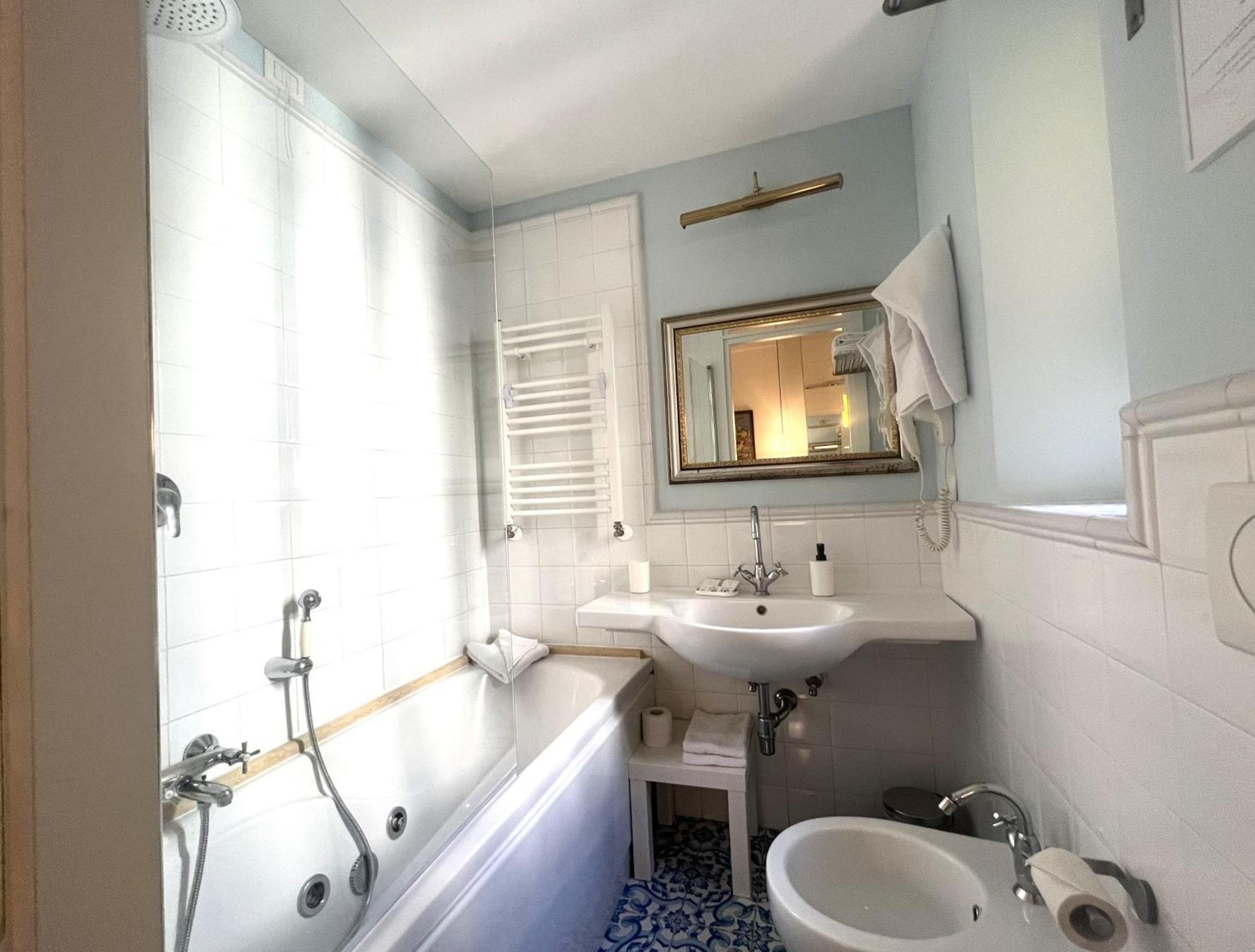 Interno Roma Hotel Kültér fotó