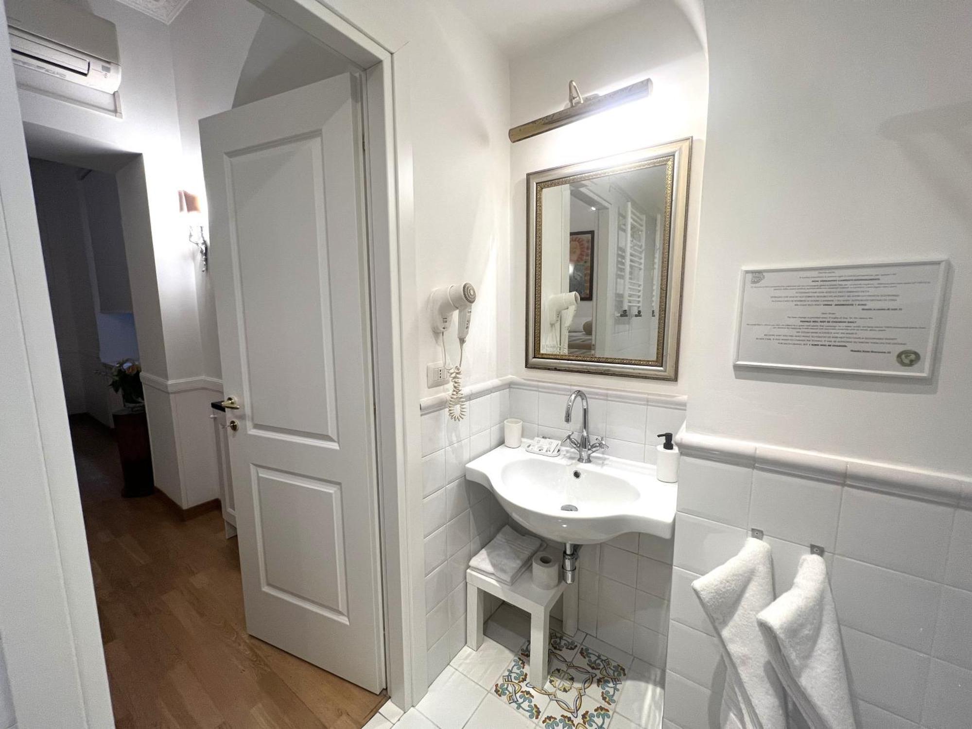 Interno Roma Hotel Kültér fotó
